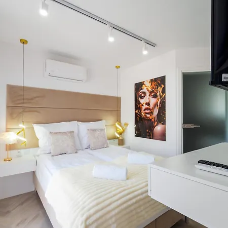 Nowa Marina - Z Klimatyzacja Vendégház Krynica Morska