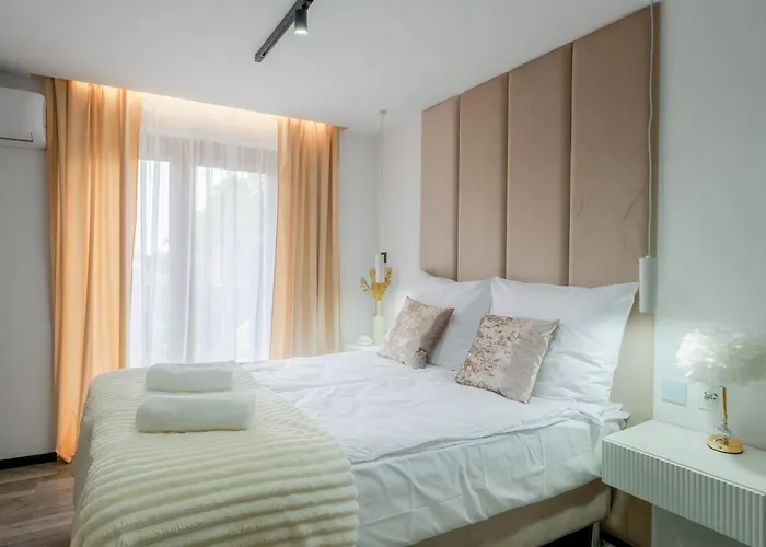 Nowa Marina - Z Klimatyzacja 3*